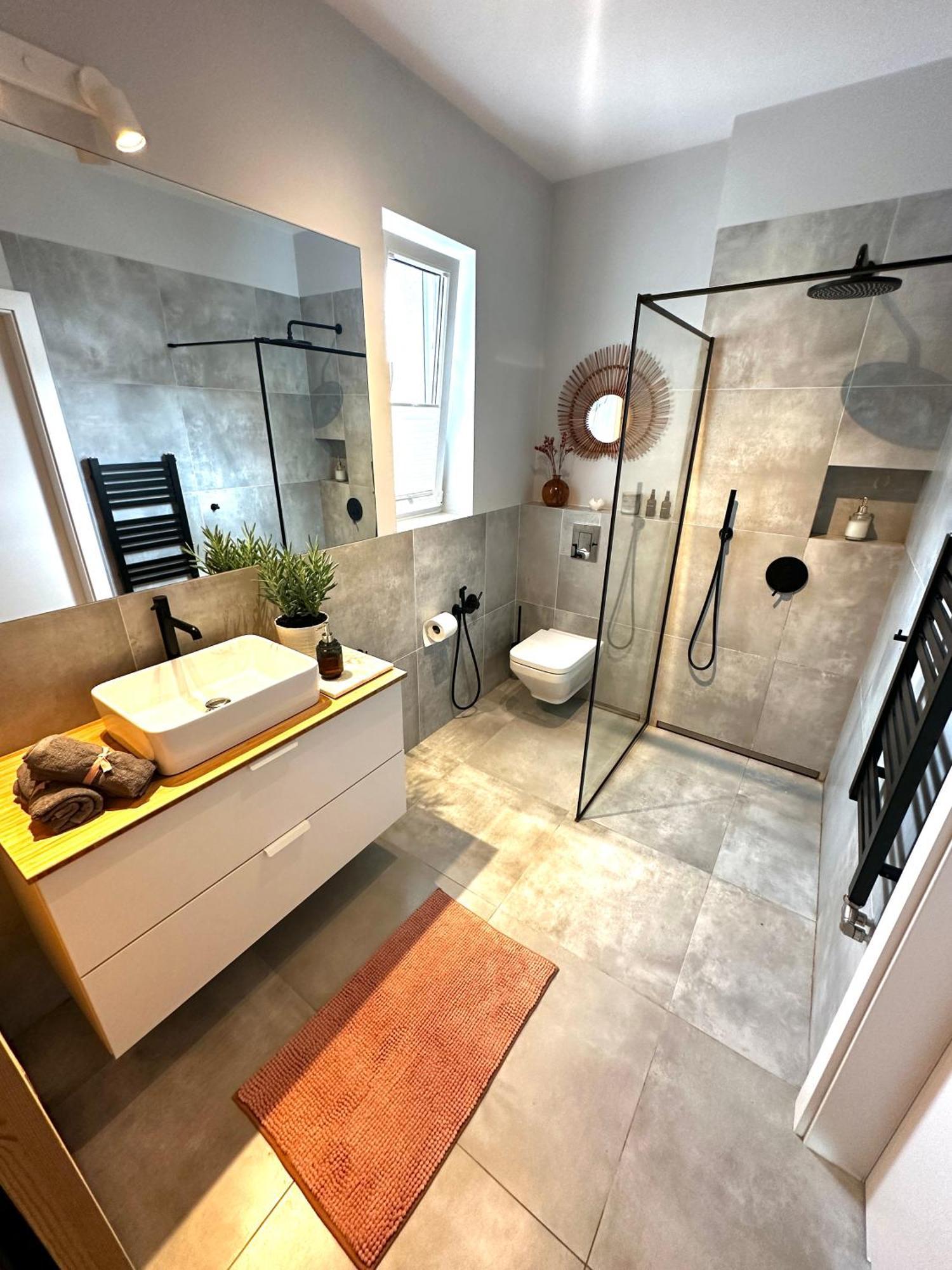 Green Home Tarnowskie Gory Bagian luar foto